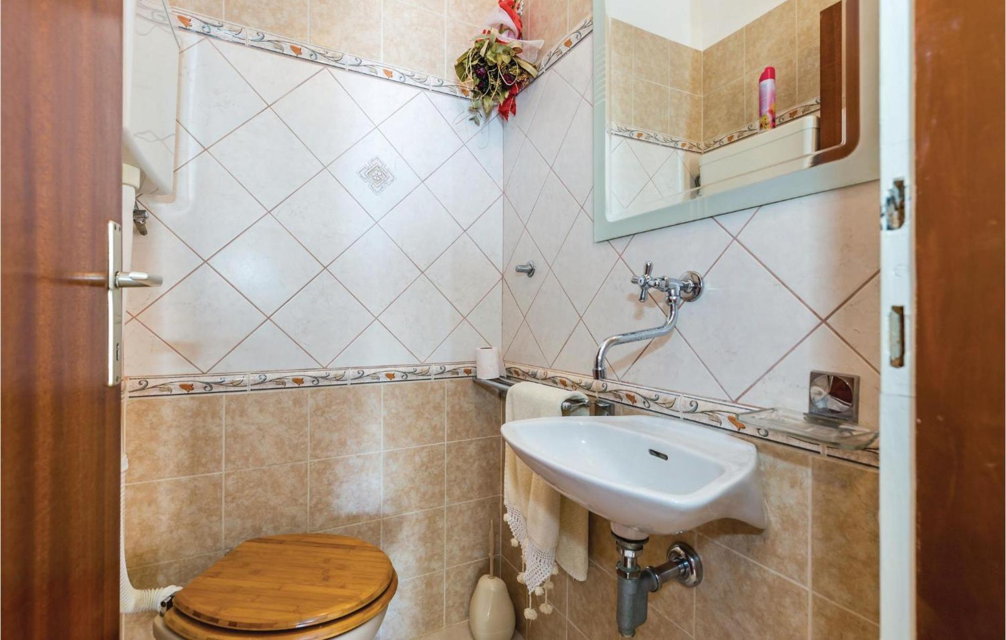 Nice Apartment In Senj With Ethernet Internet Exterior photo