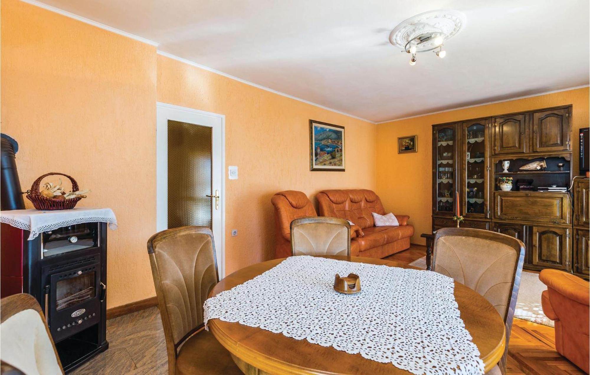 Nice Apartment In Senj With Ethernet Internet Exterior photo